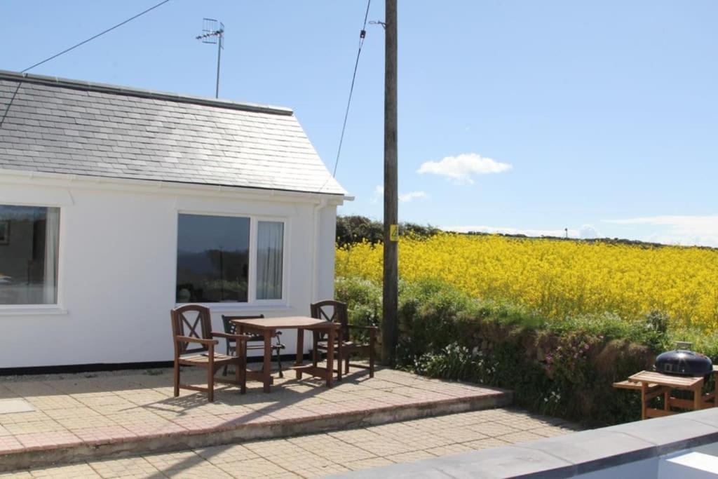 The Old Dairy, Land'S End, Sennen Exterior foto
